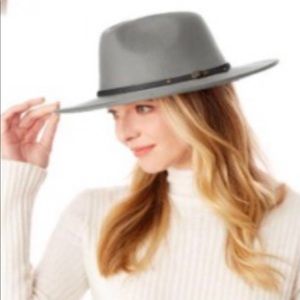 Grey wide Brimmed Fedora Hat w/belt buckle detail